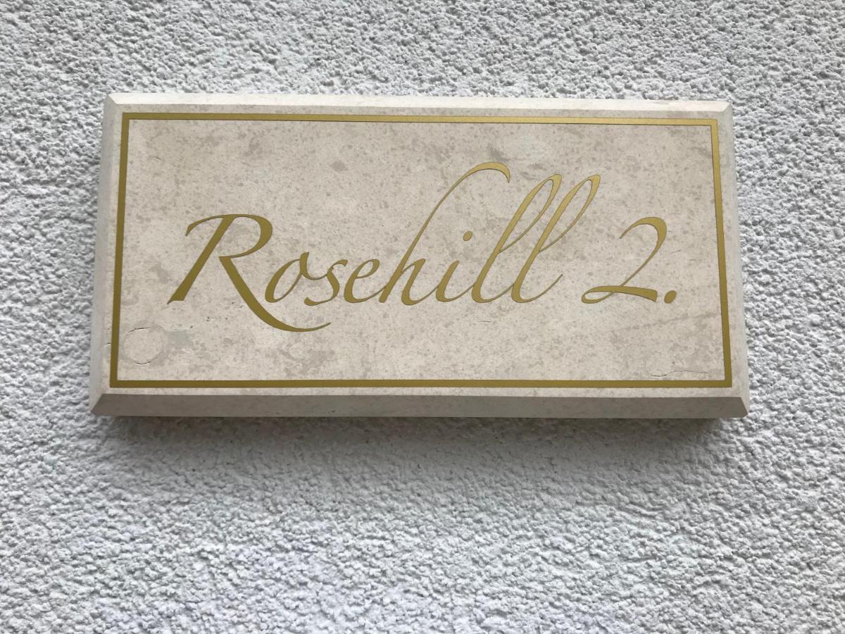 Greatforest Rosehill 2 Apartman -Bmw- Дебрецен Екстериор снимка
