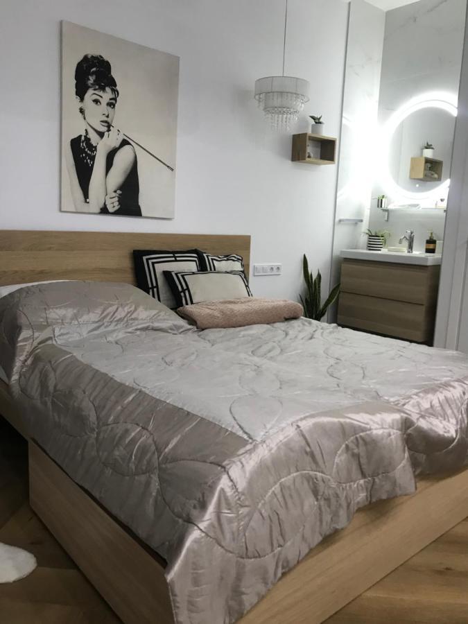 Greatforest Rosehill 2 Apartman -Bmw- Дебрецен Екстериор снимка