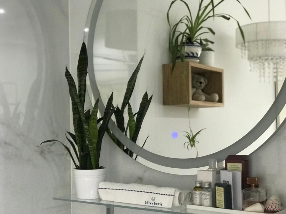 Greatforest Rosehill 2 Apartman -Bmw- Дебрецен Екстериор снимка